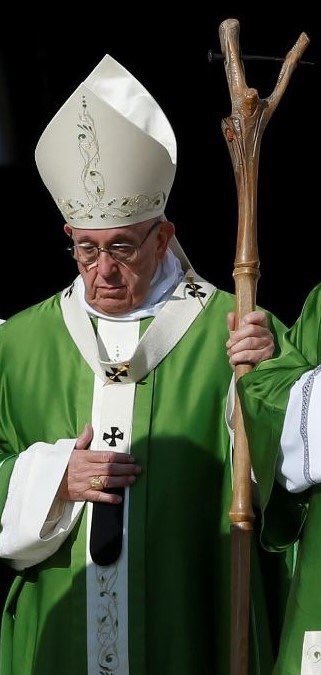 James Martin, SJ on X: An incredible passage from Pope Francis' document  Gaudete et Exsultate, taking aim at Catholics with an obsession with the  law, an absorption with social and political advantages [